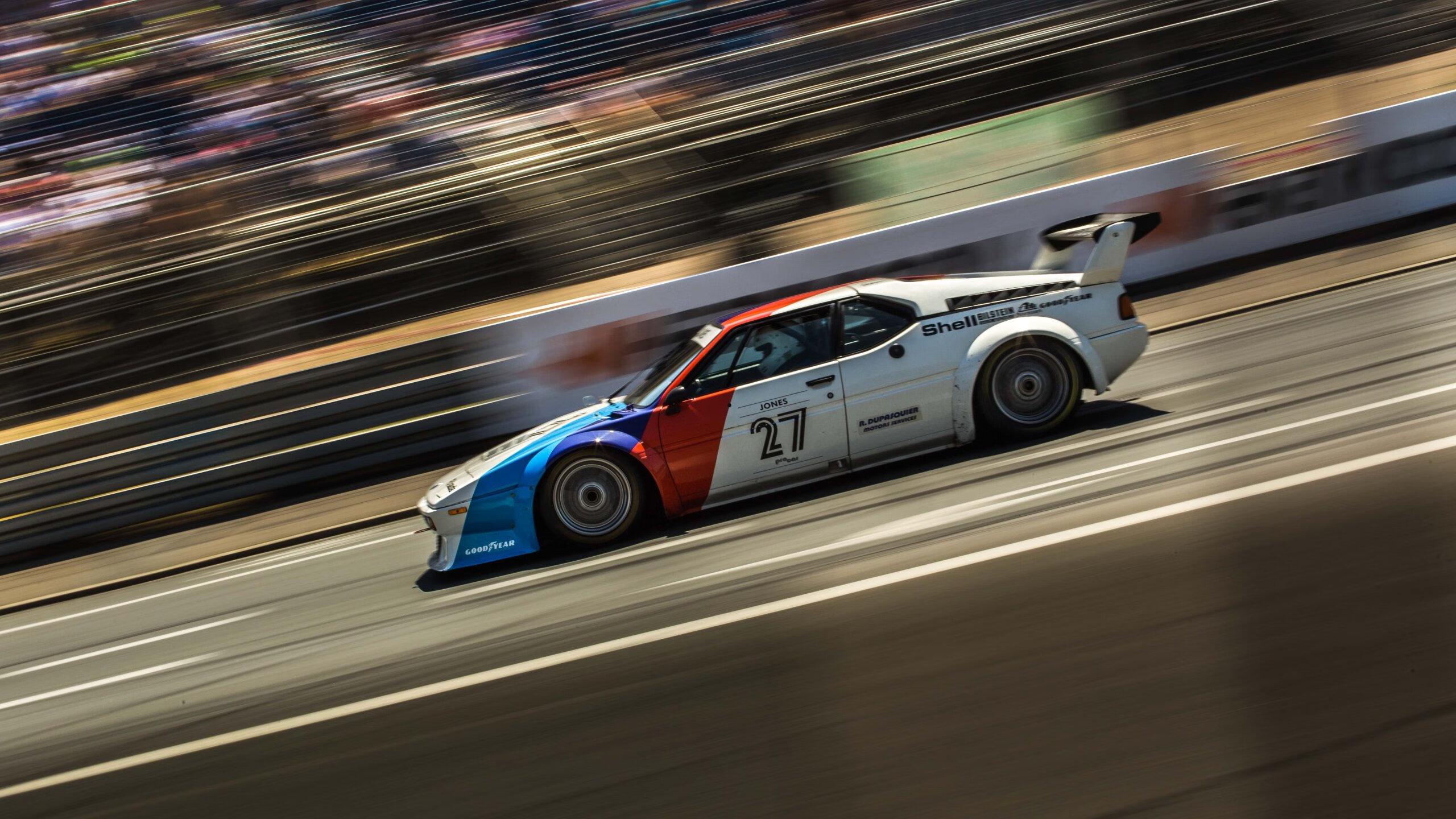 那个女的好像是卖鱼的 他们在水池里发生关系的 有一个韩国电影 那个女的比男的大很多 是什么电影来的